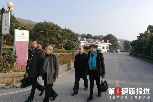 夏登杰 用特色疗法重构医养结合模式