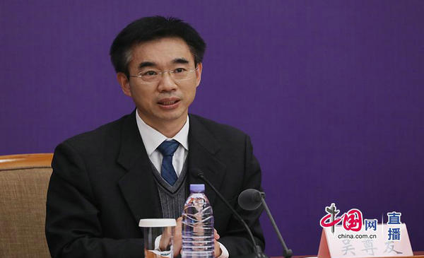 疾控专家吴尊友释疑聚集性疫情 2个以上算吗？