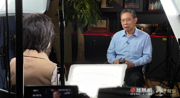 钟南山：担心中国若达不到疫苗预期接种会很危险