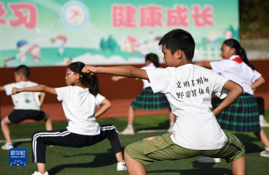  书写体育强国逐梦奋进新篇章——以习近平同志为核心的党中央关心体育事业发展纪实