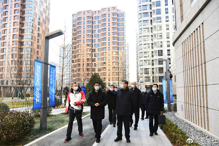 习近平在北京考察冬奥会、冬残奥会筹办备赛工作 .jpg