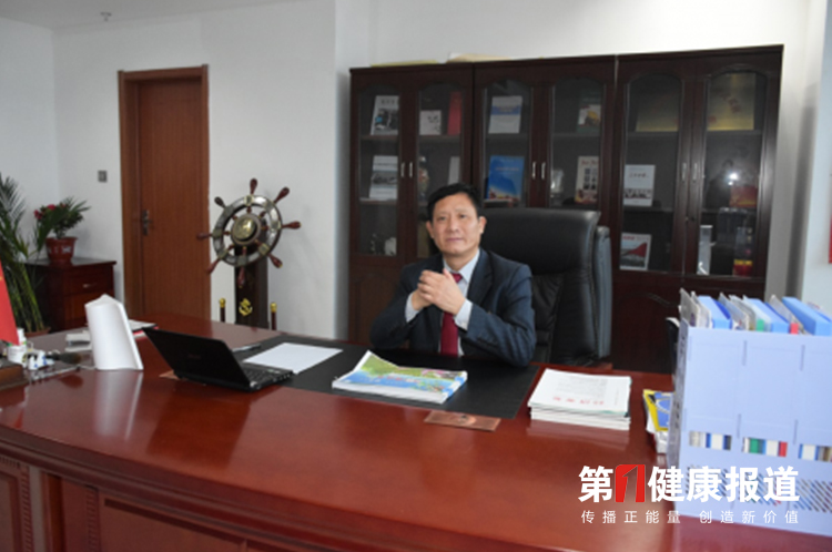 吴秀峰开创低碳环保养老院获颁健康宣传
