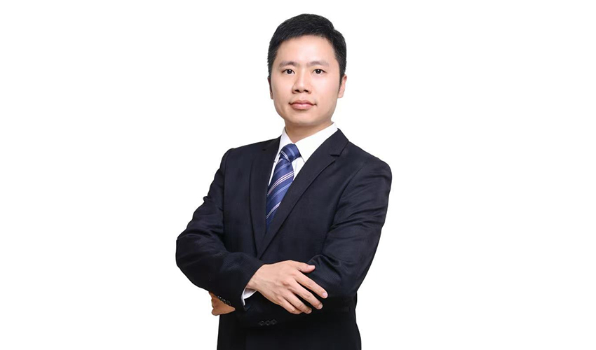记曾诚医生探索治疗心肌梗死后心室重构