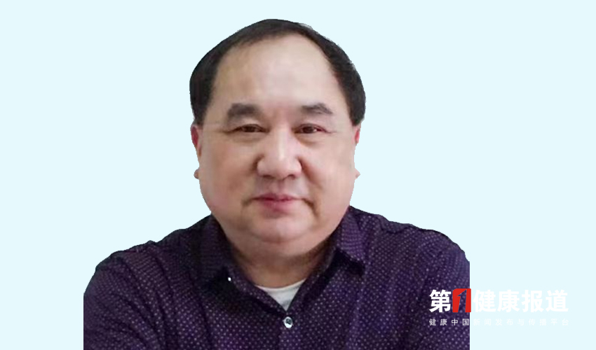 伍楚支企盼中医生生不息获颁健康宣传大