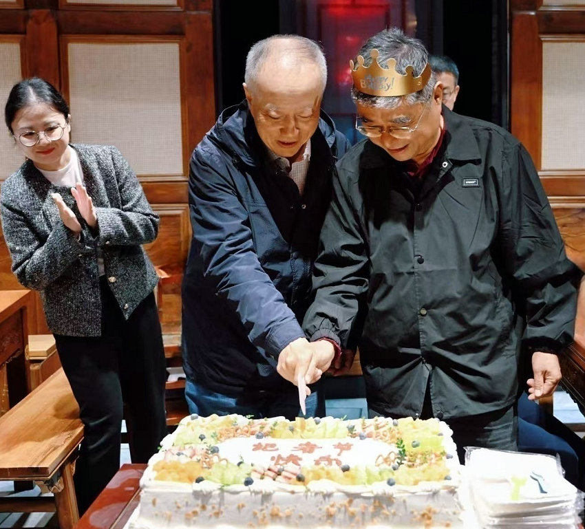 1762652233522860.jpg W020251108761282659163.jpg