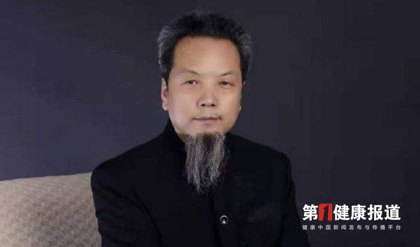 郭建平用传统道医普惠大众获颁健康宣传大使