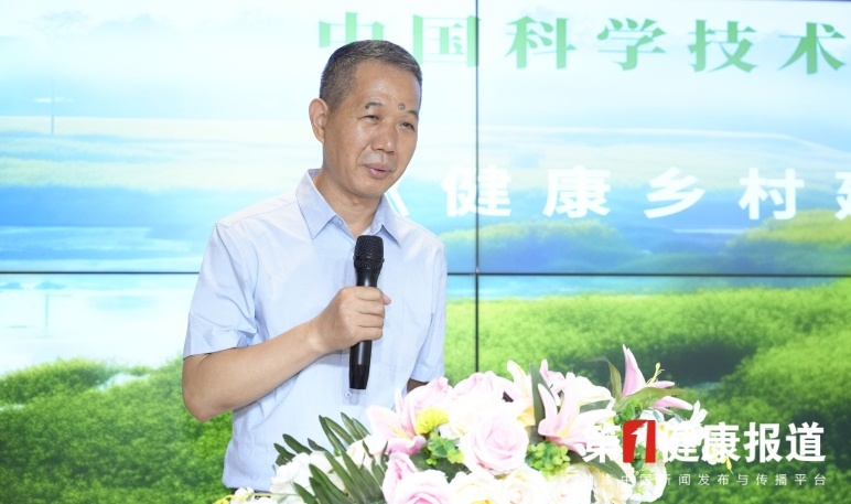 1787133306321139.jpg 张超中.JPG